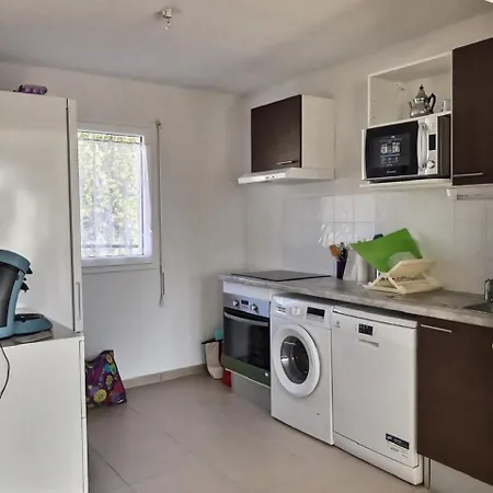 Pavillon Dans Recente 8 Personnes Sérignan